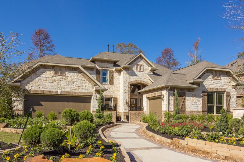 Village Builders Lists Woodforest Model for Sale